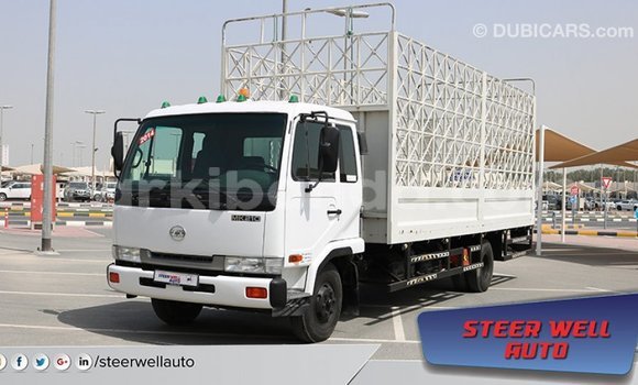 Buy Import Nissan Evalia White Truck in Import - Dubai in Uganda