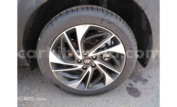 Gura Imported Hyundai Tucson Other Imodoka i Import - Dubai mu Uganda Gura Imported Hyundai Tucson Other Imodoka i Import - Dubai mu Uganda