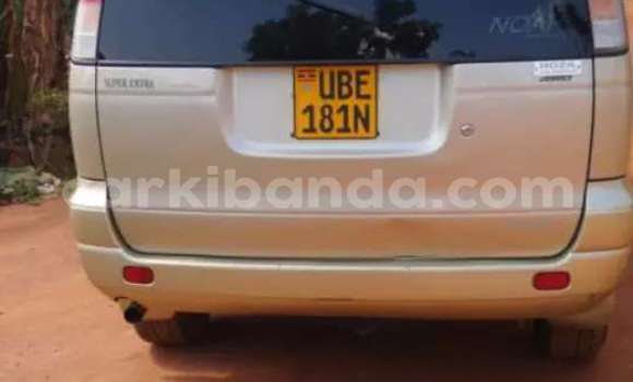 Nunua Mpya Toyota Noah Nyingine Gari ndani ya Kampala nchini Uganda Nunua Mpya Toyota Noah Nyingine Gari ndani ya Kampala nchini Uganda