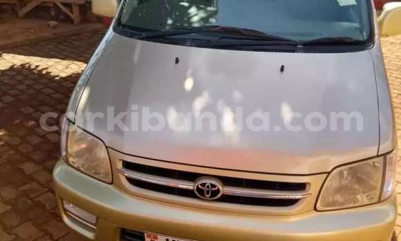 Nunua Mpya Toyota Noah Nyingine Gari ndani ya Kampala nchini Uganda Nunua Mpya Toyota Noah Nyingine Gari ndani ya Kampala nchini Uganda