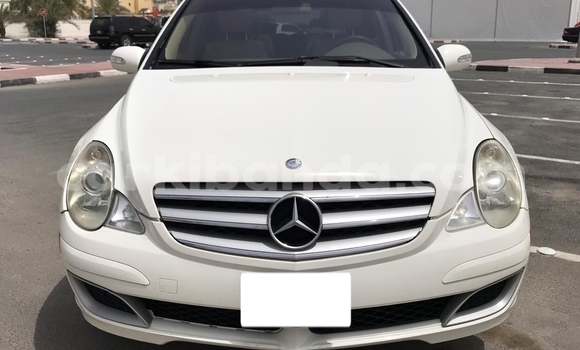 Buy Used Mercedes‒Benz R–Class White Car in Import - Dubai in Uganda Buy Used Mercedes‒Benz R–Class White Car in Import - Dubai in Uganda