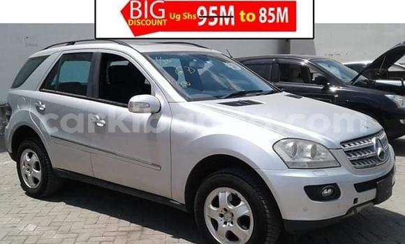 Buy Used Mercedes‒Benz ML–Class Silver Car in Kampala in Uganda Buy Used Mercedes‒Benz ML–Class Silver Car in Kampala in Uganda