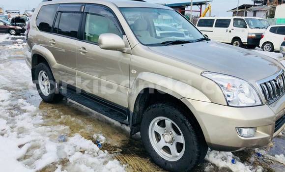 Buy Used Toyota Land Cruiser Prado Beige Car in Kampala in Uganda Buy Used Toyota Land Cruiser Prado Beige Car in Kampala in Uganda