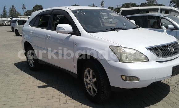 Buy Used Toyota Harrier White Car in Kampala in Uganda Buy Used Toyota Harrier White Car in Kampala in Uganda