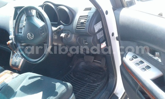 Buy Used Toyota Harrier White Car in Kampala in Uganda Buy Used Toyota Harrier White Car in Kampala in Uganda