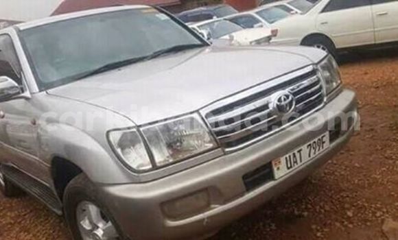 Buy Used Toyota Land Cruiser Silver Car in Kampala in Uganda Buy Used Toyota Land Cruiser Silver Car in Kampala in Uganda