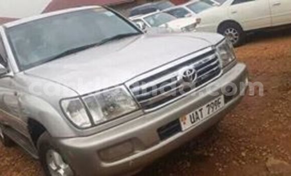 Buy Used Toyota Land Cruiser Silver Car in Kampala in Uganda Buy Used Toyota Land Cruiser Silver Car in Kampala in Uganda