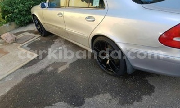 Buy Used Mercedes‒Benz E–Class Silver Car in Kampala in Uganda Buy Used Mercedes‒Benz E–Class Silver Car in Kampala in Uganda