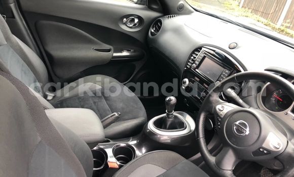 Acheter Import Voiture Nissan Juke Beige à Kampala, Ouganda Acheter Import Voiture Nissan Juke Beige à Kampala, Ouganda