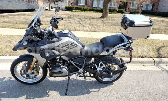 Buy Used BMW GS Beige Bike in Kampala in Uganda Buy Used BMW GS Beige Bike in Kampala in Uganda