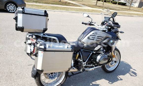 Buy Used BMW GS Beige Bike in Kampala in Uganda Buy Used BMW GS Beige Bike in Kampala in Uganda