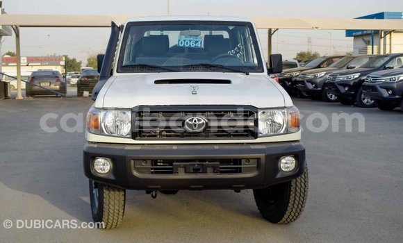 Buy Import Toyota Land Cruiser White Car in Import - Dubai in Uganda Buy Import Toyota Land Cruiser White Car in Import - Dubai in Uganda