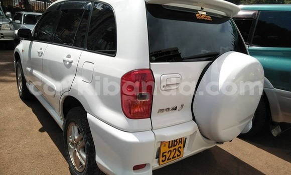 Buy Used Toyota RAV4 White Car in Kampala in Uganda Buy Used Toyota RAV4 White Car in Kampala in Uganda