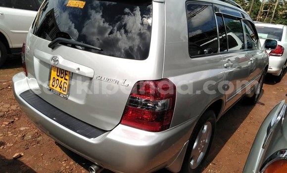 Buy Used Toyota Kluger Silver Car in Kampala in Uganda Buy Used Toyota Kluger Silver Car in Kampala in Uganda