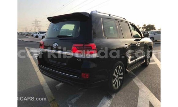 Buy Import Toyota Land Cruiser Black Car in Import - Dubai in Uganda Buy Import Toyota Land Cruiser Black Car in Import - Dubai in Uganda