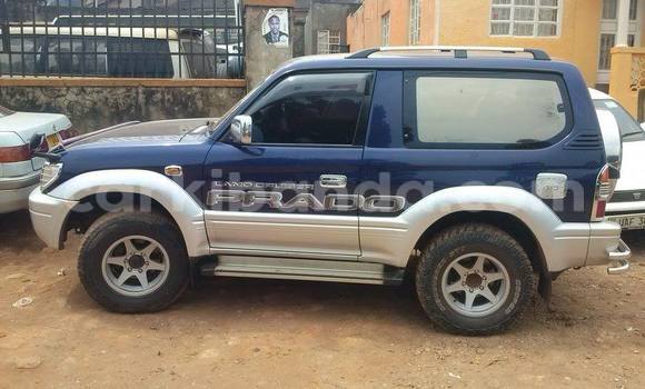 Gura Yakoze Toyota Prado Blue Imodoka i Arua mu Uganda Gura Yakoze Toyota Prado Blue Imodoka i Arua mu Uganda