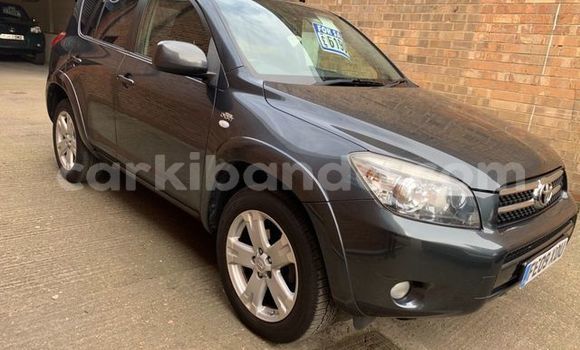 Gura Yakoze Toyota RAV4 Other Imodoka i Kampala mu Uganda Gura Yakoze Toyota RAV4 Other Imodoka i Kampala mu Uganda