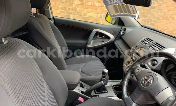 Gura Yakoze Toyota RAV4 Other Imodoka i Kampala mu Uganda Gura Yakoze Toyota RAV4 Other Imodoka i Kampala mu Uganda