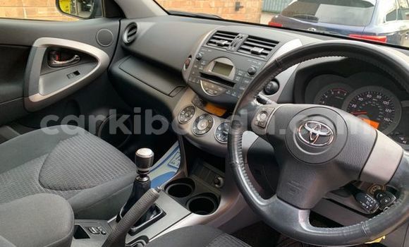 Gura Yakoze Toyota RAV4 Other Imodoka i Kampala mu Uganda Gura Yakoze Toyota RAV4 Other Imodoka i Kampala mu Uganda