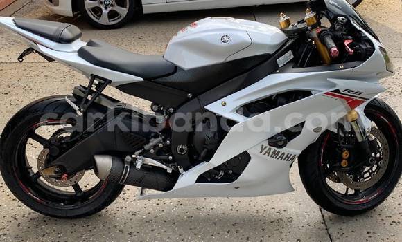 Buy Used Yamaha YZF White Bike in Kampala in Uganda