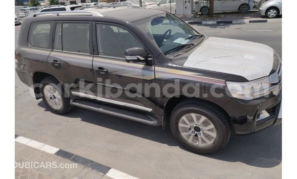 Acheter Import Voiture Toyota Land Cruiser Noir à Import - Dubai, Ouganda Acheter Import Voiture Toyota Land Cruiser Noir à Import - Dubai, Ouganda
