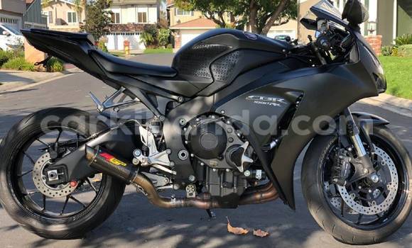 Buy Used Honda CBR 1000 RR Black Bike in Kampala in Uganda Buy Used Honda CBR 1000 RR Black Bike in Kampala in Uganda