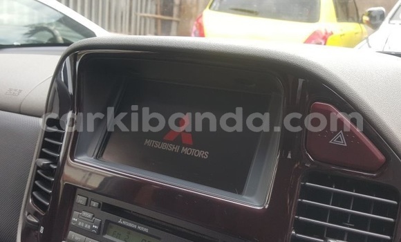 Buy Used Mitsubishi Pajero White Car in Kampala in Uganda Buy Used Mitsubishi Pajero White Car in Kampala in Uganda