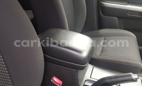 Buy Used Suzuki Escudo White Car in Kampala in Uganda Buy Used Suzuki Escudo White Car in Kampala in Uganda