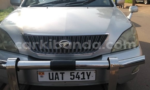 Buy Used Toyota Harrier Silver Car in Kampala in Uganda Buy Used Toyota Harrier Silver Car in Kampala in Uganda