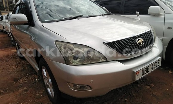 Buy Used Toyota Harrier Silver Car in Kampala in Uganda Buy Used Toyota Harrier Silver Car in Kampala in Uganda