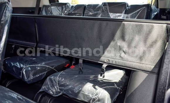 Nunua Mpya Toyota Land Cruiser Prado Nyeusi Gari ndani ya Import - Dubai nchini Uganda Nunua Mpya Toyota Land Cruiser Prado Nyeusi Gari ndani ya Import - Dubai nchini Uganda