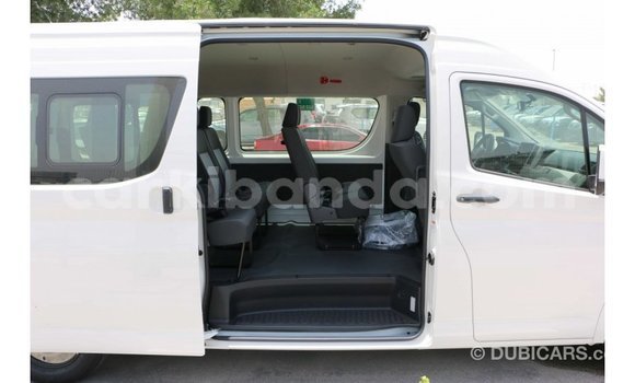 Buy Import Toyota Hiace White Car in Import - Dubai in Uganda Buy Import Toyota Hiace White Car in Import - Dubai in Uganda