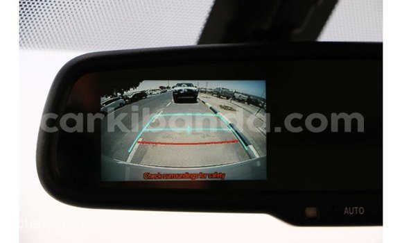 Buy Import Toyota Hiace White Car in Import - Dubai in Uganda Buy Import Toyota Hiace White Car in Import - Dubai in Uganda