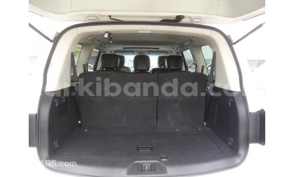 Acheter Import Voiture Nissan Patrol Blanc à Import - Dubai, Ouganda Acheter Import Voiture Nissan Patrol Blanc à Import - Dubai, Ouganda