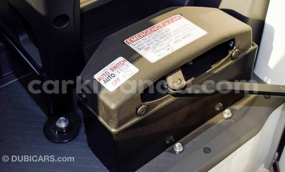 Gura Imported Toyota Coaster White Imodoka i Import - Dubai mu Uganda Gura Imported Toyota Coaster White Imodoka i Import - Dubai mu Uganda