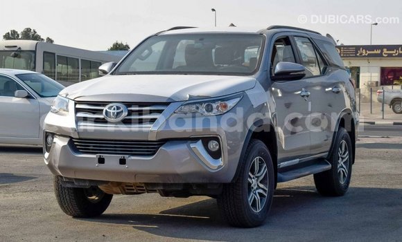 Gura Imported Toyota Fortuner Other Imodoka i Import - Dubai mu Uganda Gura Imported Toyota Fortuner Other Imodoka i Import - Dubai mu Uganda