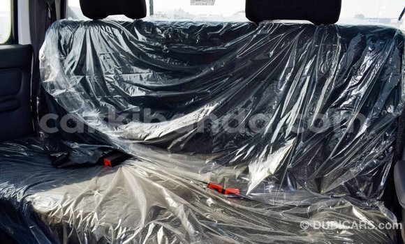 Gura Imported Nissan NP 300 White Imodoka i Import - Dubai mu Uganda Gura Imported Nissan NP 300 White Imodoka i Import - Dubai mu Uganda