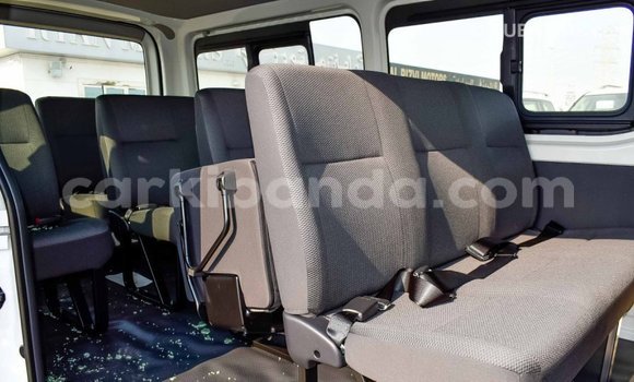 Gura Imported Toyota Hiace White Imodoka i Import - Dubai mu Uganda Gura Imported Toyota Hiace White Imodoka i Import - Dubai mu Uganda