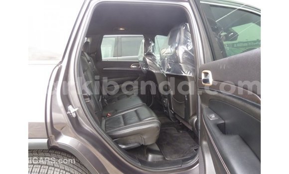 Nunua Imported Jeep Grand Cherokee Nyingine Gari ndani ya Import - Dubai nchini Uganda Nunua Imported Jeep Grand Cherokee Nyingine Gari ndani ya Import - Dubai nchini Uganda