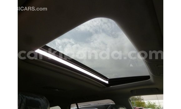 Nunua Imported Toyota Land Cruiser Nyeusi Gari ndani ya Import - Dubai nchini Uganda Nunua Imported Toyota Land Cruiser Nyeusi Gari ndani ya Import - Dubai nchini Uganda
