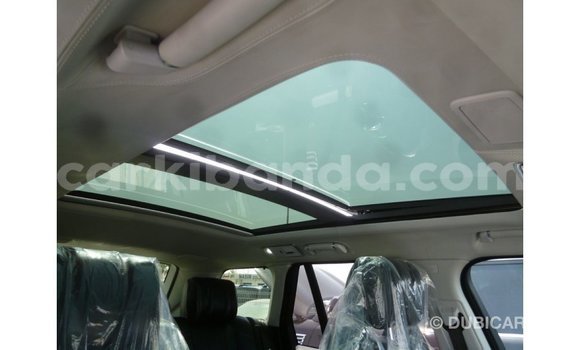 Acheter Import Voiture Land Rover Range Rover Autre à Import - Dubai, Ouganda Acheter Import Voiture Land Rover Range Rover Autre à Import - Dubai, Ouganda