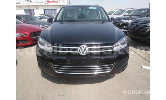 Gura Imported Volkswagen Touareg Black Imodoka i Import - Dubai mu Uganda Gura Imported Volkswagen Touareg Black Imodoka i Import - Dubai mu Uganda