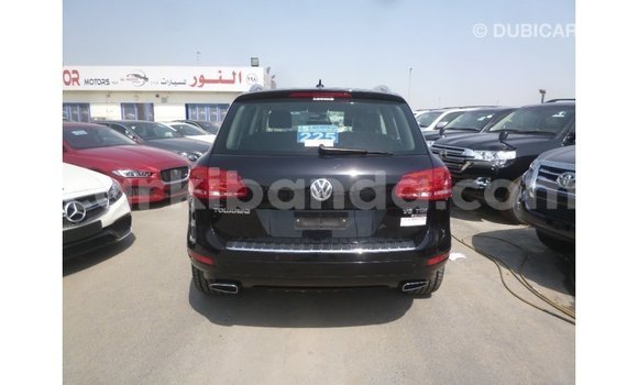 Gura Imported Volkswagen Touareg Black Imodoka i Import - Dubai mu Uganda Gura Imported Volkswagen Touareg Black Imodoka i Import - Dubai mu Uganda