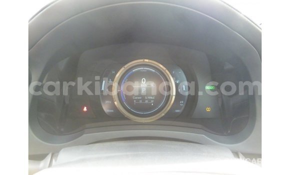 Acheter Import Voiture Lexus IS Blanc à Import - Dubai, Ouganda Acheter Import Voiture Lexus IS Blanc à Import - Dubai, Ouganda