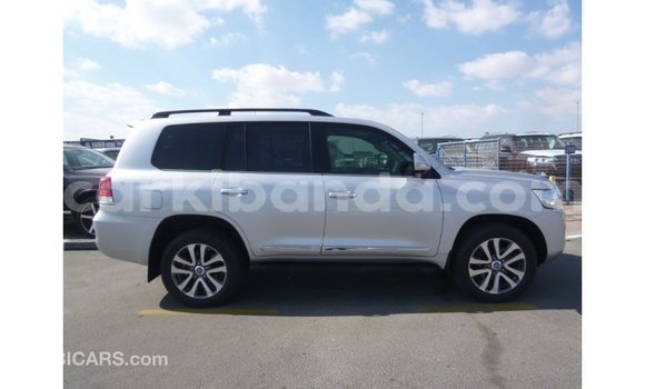 Gura Imported Toyota Land Cruiser Other Imodoka i Import - Dubai mu Uganda Gura Imported Toyota Land Cruiser Other Imodoka i Import - Dubai mu Uganda