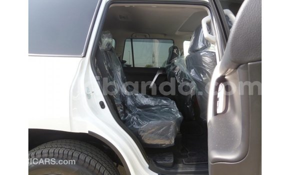 Gura Imported Toyota Prado White Imodoka i Import - Dubai mu Uganda Gura Imported Toyota Prado White Imodoka i Import - Dubai mu Uganda