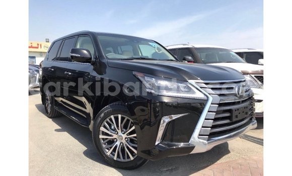 Gura Imported Lexus LX Black Imodoka i Import - Dubai mu Uganda Gura Imported Lexus LX Black Imodoka i Import - Dubai mu Uganda