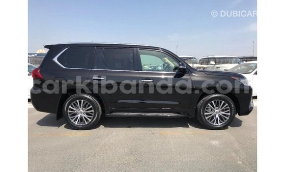 Gura Imported Lexus LX Black Imodoka i Import - Dubai mu Uganda Gura Imported Lexus LX Black Imodoka i Import - Dubai mu Uganda