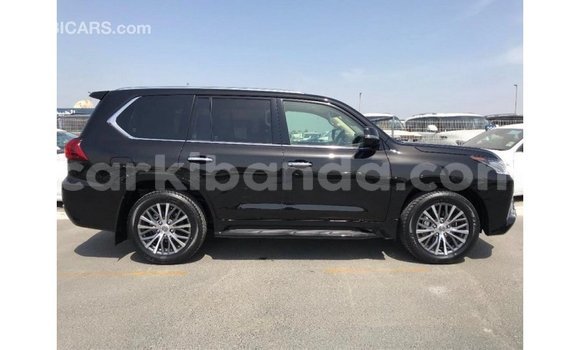 Gura Imported Lexus LX Black Imodoka i Import - Dubai mu Uganda Gura Imported Lexus LX Black Imodoka i Import - Dubai mu Uganda