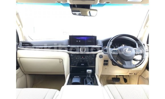 Nunua Imported Lexus LX Bluu Gari ndani ya Import - Dubai nchini Uganda Nunua Imported Lexus LX Bluu Gari ndani ya Import - Dubai nchini Uganda